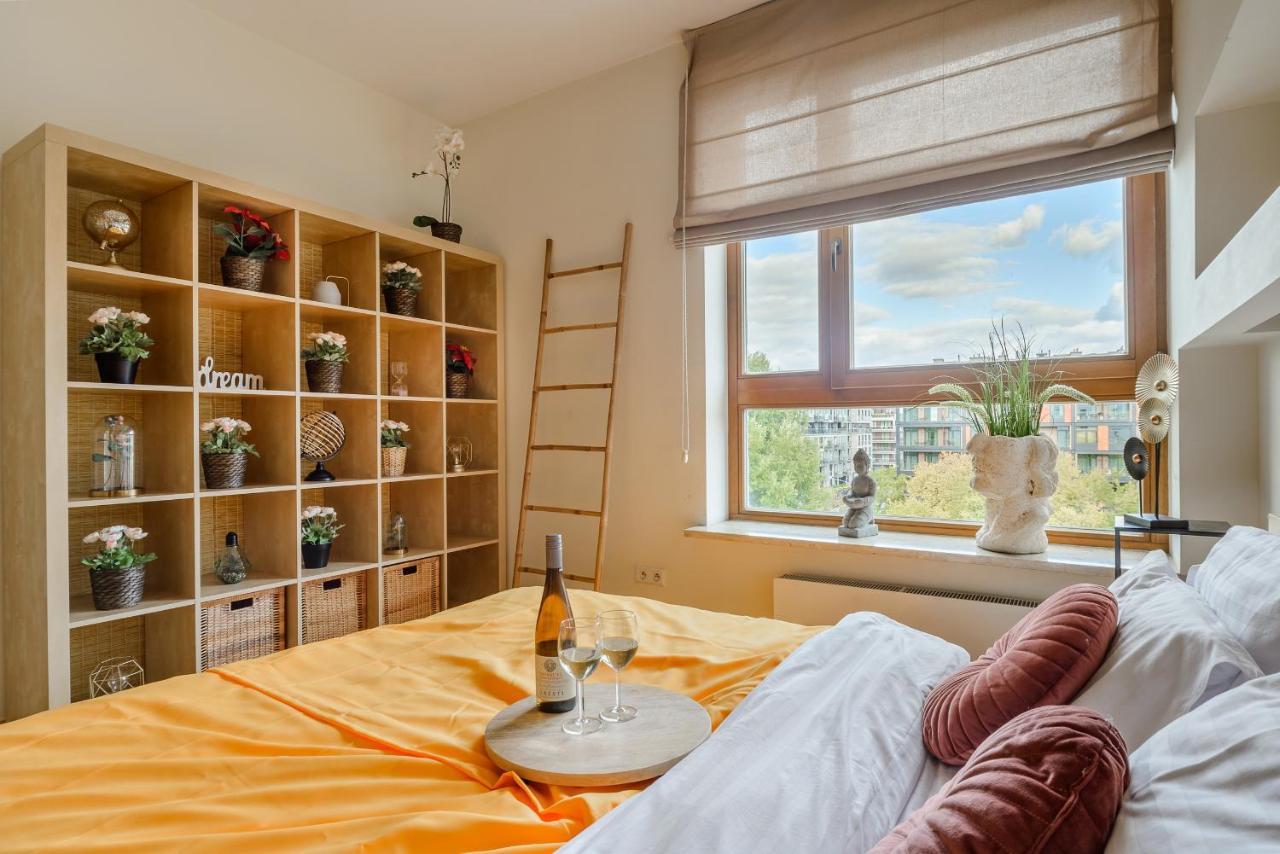 Lumina Apart With A Large Balcony Near Presidential Palace And River Warschau Exterior foto