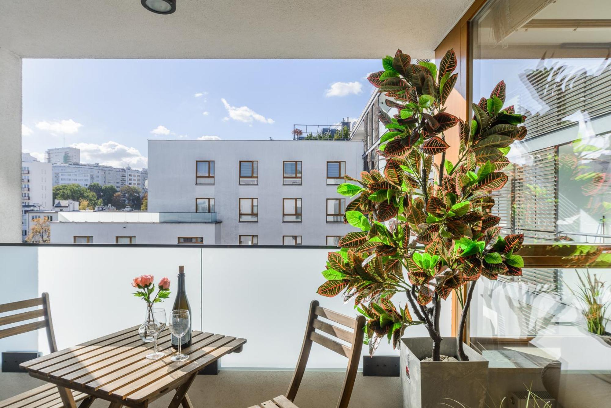Lumina Apart With A Large Balcony Near Presidential Palace And River Warschau Exterior foto