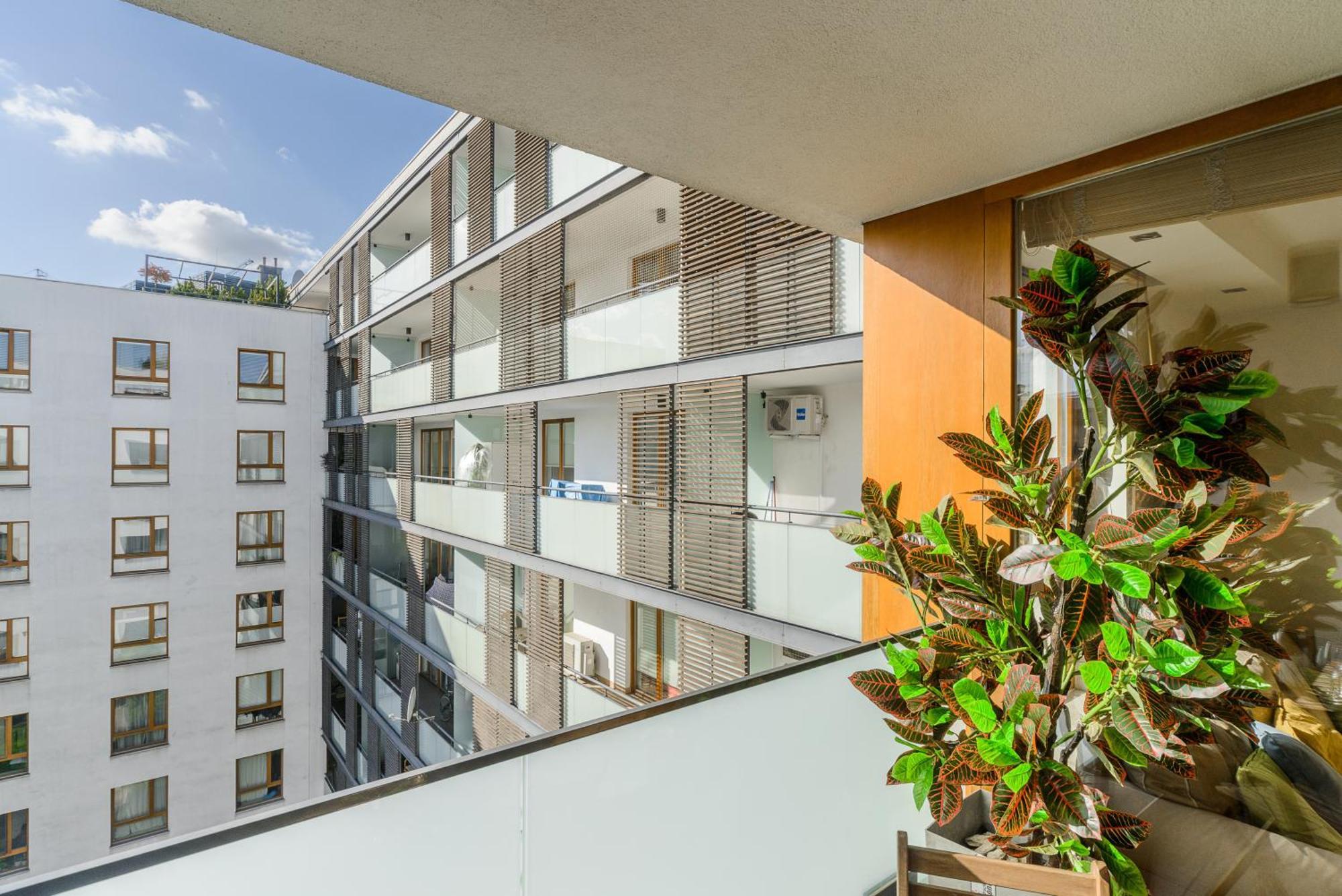Lumina Apart With A Large Balcony Near Presidential Palace And River Warschau Exterior foto